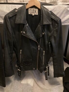 Womens M Oak moto genuine leather jacket
